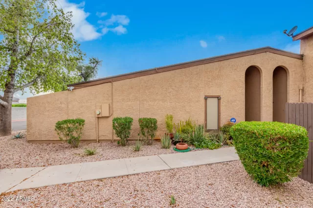 MLS: 6423820 Condo For Sale