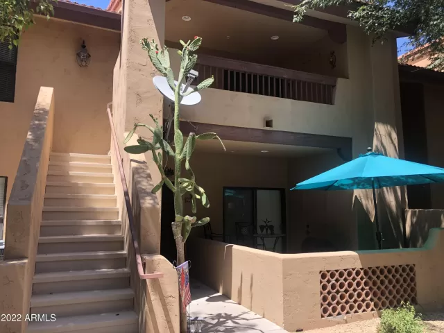 MLS: 6423840 Condo For Sale