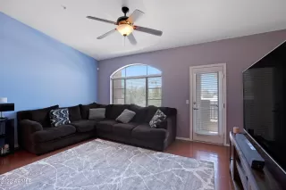 Photo #6: 6423906 Listing