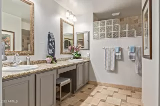 Photo #5: 6423911 Listing