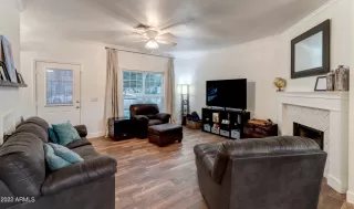 Photo #3: 6424056 Listing