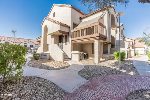 MLS: 6424382 Condo For Sale