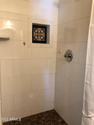 Photo #3: 6424549 Listing