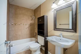 Photo #5: 6424557 Listing