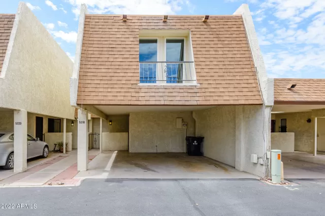 MLS: 6424573 Condo For Sale