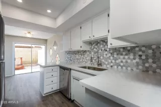 Photo #2: 6424573 Listing