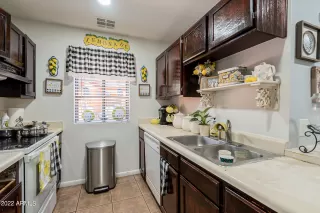 Photo #4: 6424634 Listing