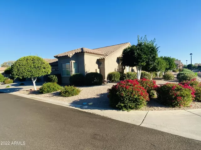 MLS: 6424657 Condo For Sale