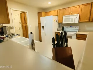 Photo #6: 6424657 Listing 