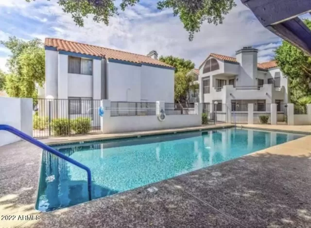 MLS: 6424693 Condo For Sale