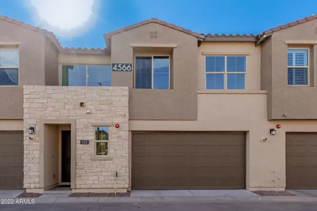 MLS: 6424848 Condo For Sale