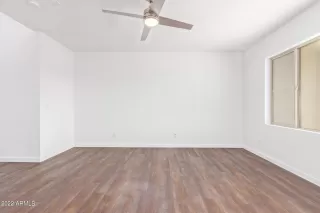 Photo #5: 6424848 Listing