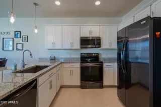 Photo #4: 6425431 Listing