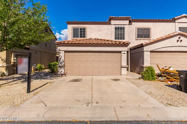 MLS: 6425637 Condo For Sale