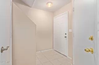 Photo #3: 6425637 Listing 