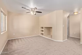 Photo #6: 6425637 Listing 