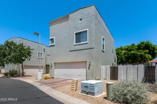 Photo #2: 6425822 Listing 