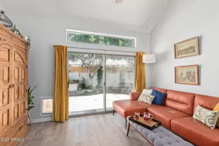 Photo #4: 6425822 Listing 