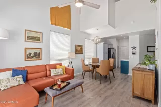 Photo #6: 6425822 Listing 