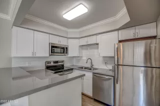 Photo #3: 6425867 Listing