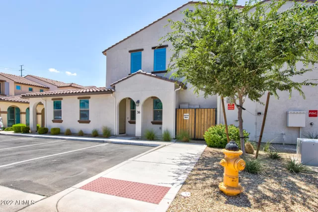 MLS: 6426061 Condo For Sale