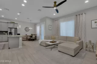 Photo #6: 6426115 Listing