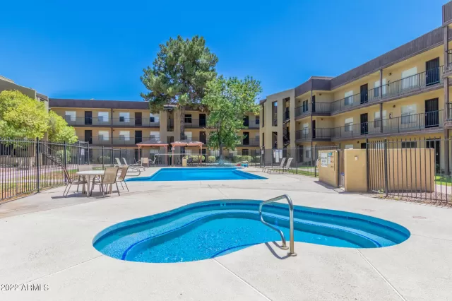 MLS: 6426128 Condo For Sale