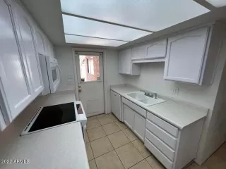 Photo #1: 6426226 Listing