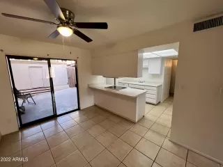 Photo #5: 6426226 Listing