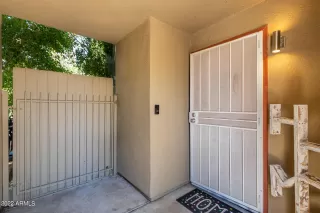 Photo #3: 6426288 Listing