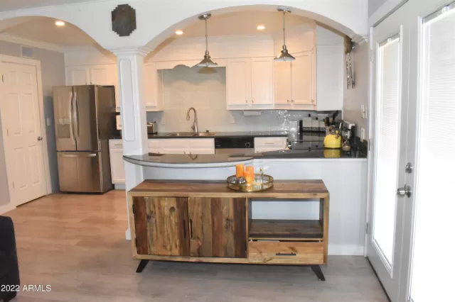 MLS: 6426304 Condo For Sale