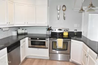 Photo #5: 6426304 Listing