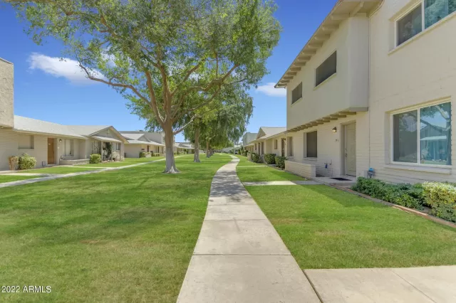MLS: 6426416 Condo For Sale