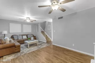 Photo #3: 6426416 Listing