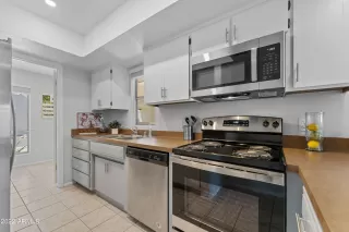 Photo #5: 6426498 Listing 