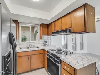 Photo #6: 6426502 Listing 