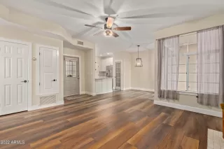 Photo #2: 6426519 Listing 