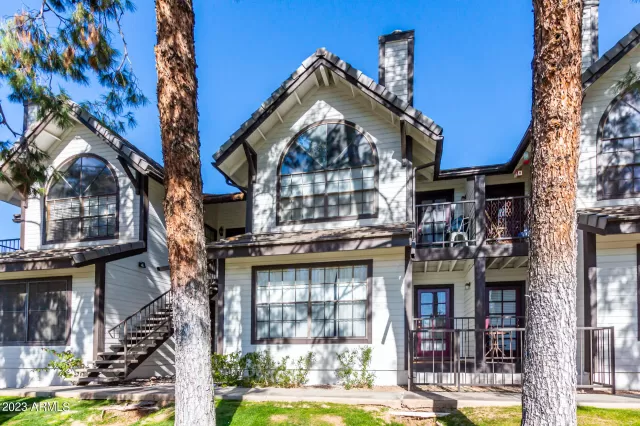 MLS: 6426598 Condo For Sale