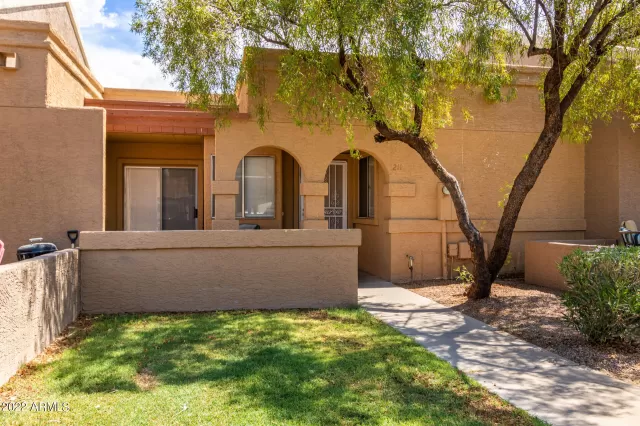 MLS: 6427006 Condo For Sale