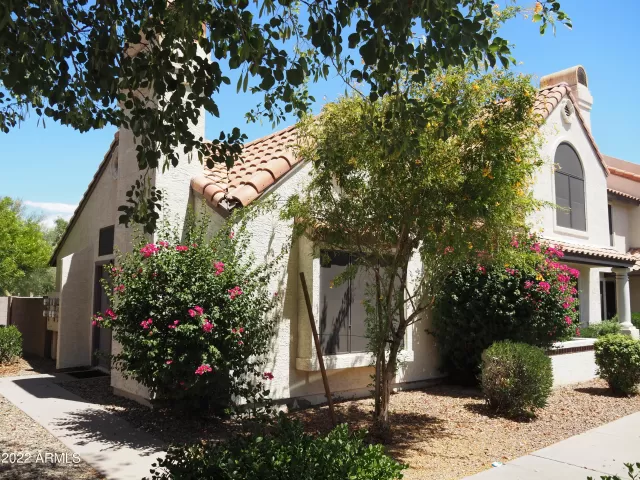 MLS: 6427019 Condo For Sale