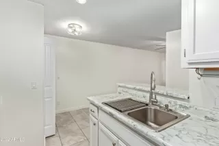 Photo #4: 6427098 Listing