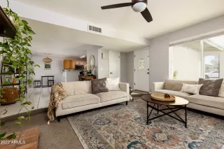 Photo #2: 6427173 Listing 