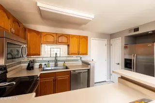 Photo #6: 6427173 Listing 