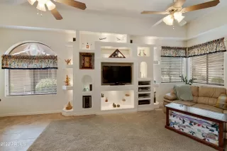 Photo #1: 6427193 Listing 