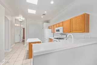 Photo #6: 6427209 Listing 