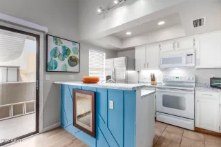 Photo #4: 6427466 Listing