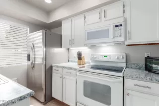 Photo #5: 6427466 Listing