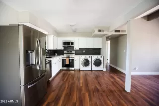 Photo #1: 6427832 Listing