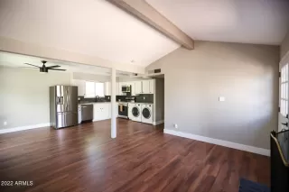 Photo #3: 6427832 Listing