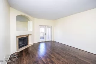 Photo #5: 6427905 Listing